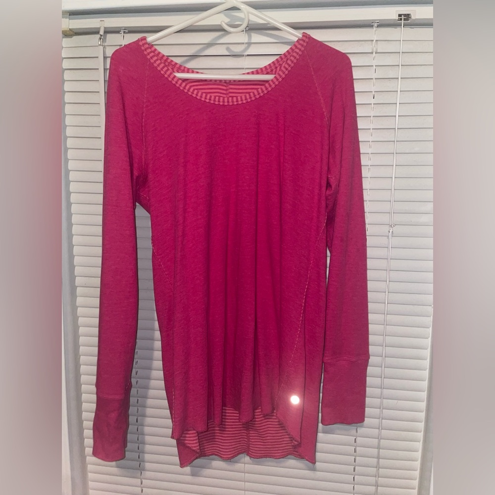 Lululemon sweatshirt